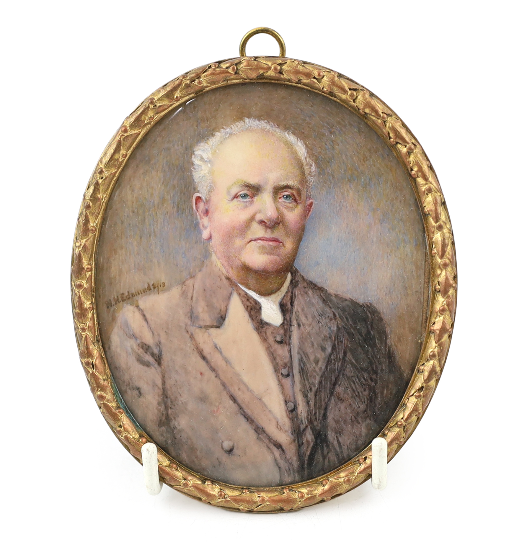 Nellie Hepburn Edmonds (1870-1953), Portrait miniature of a gentleman, watercolour on ivory, 9.4 x 7.7cm. CITES Submission reference F61SNBRY